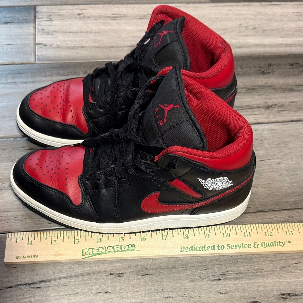 Nike Air Jordan 1 High Top Black and Red Sneakers size 8.5 - Picture 12 of 12